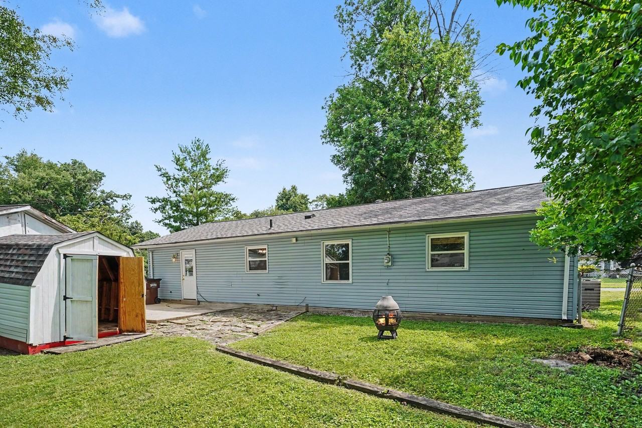 8490 Smallwood Ln - Photo 4 of 16