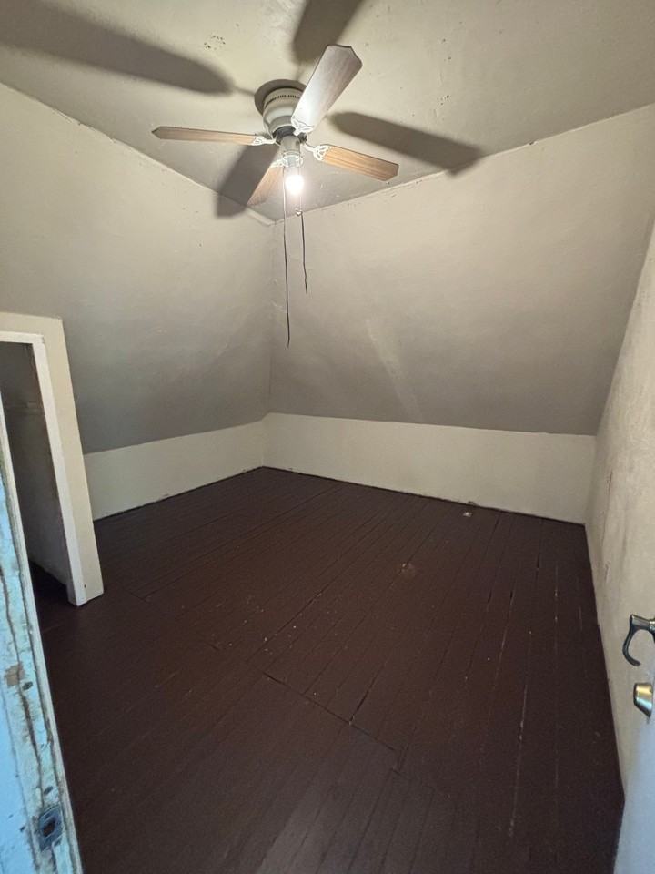 3619 Melrose Ave Nw - Photo 3 of 15