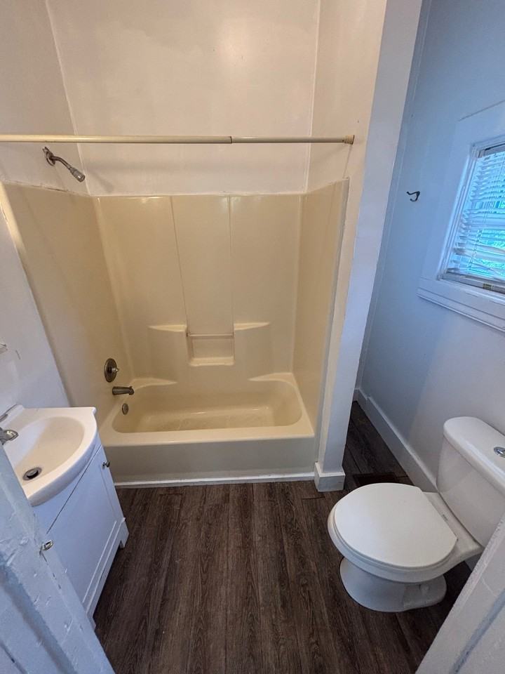 3619 Melrose Ave Nw - Photo 7 of 15