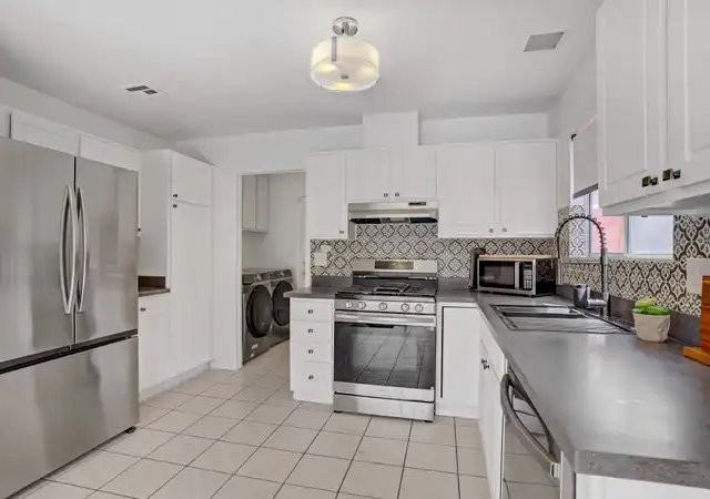 1428 Daybreak Dr - Photo 7 of 13