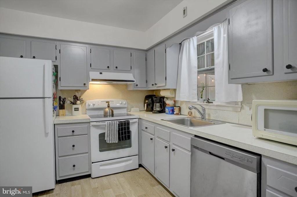 708 Cumberland Ave - Photo 4 of 20