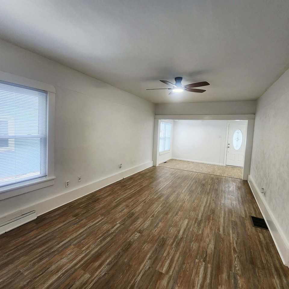 314 Poe Pl - Photo 4 of 20