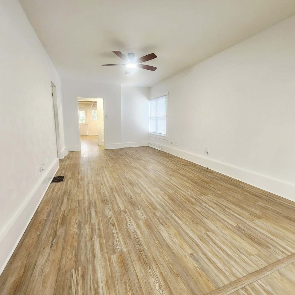 314 Poe Pl - Photo 5 of 20