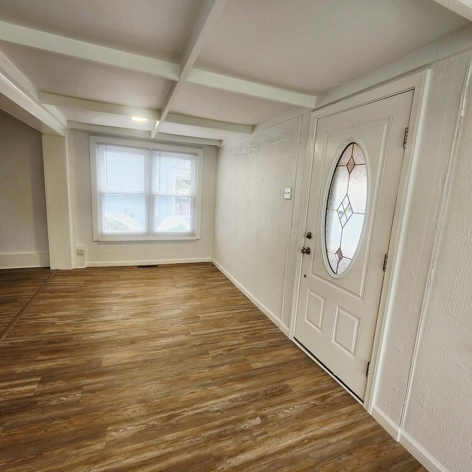 314 Poe Pl - Photo 6 of 20