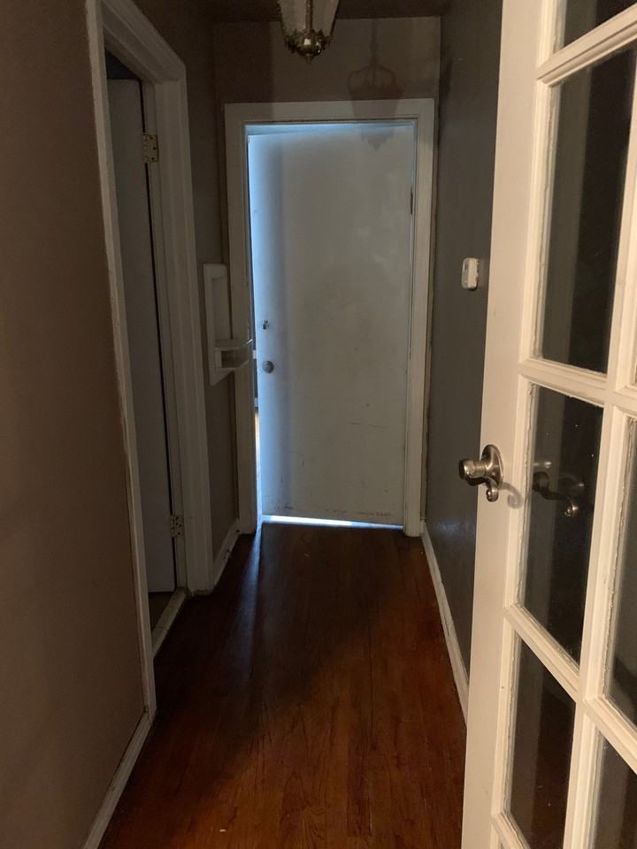 631 El Monte Blvd - Photo 5 of 9