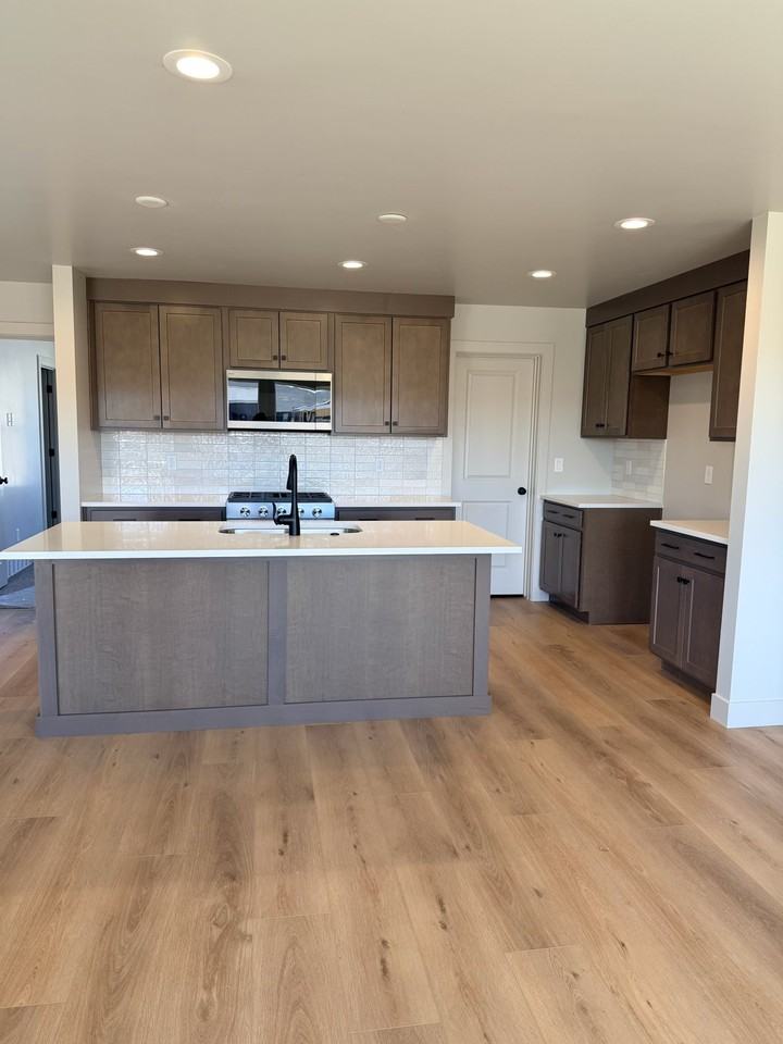 7025 Woods Rose Dr - Photo 2 of 16