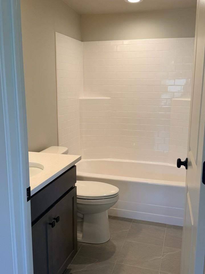 7025 Woods Rose Dr - Photo 7 of 16
