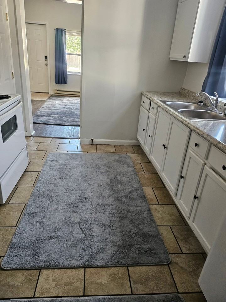 308 South Ave - Photo 4 of 20