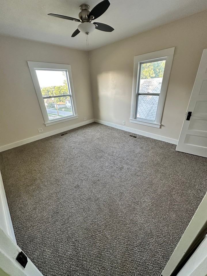 2510 Duncan St - Photo 7 of 13