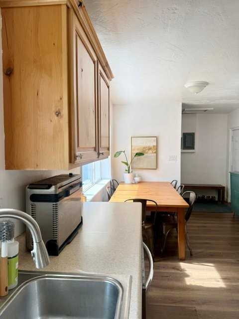 311 N Center St - Photo 7 of 19