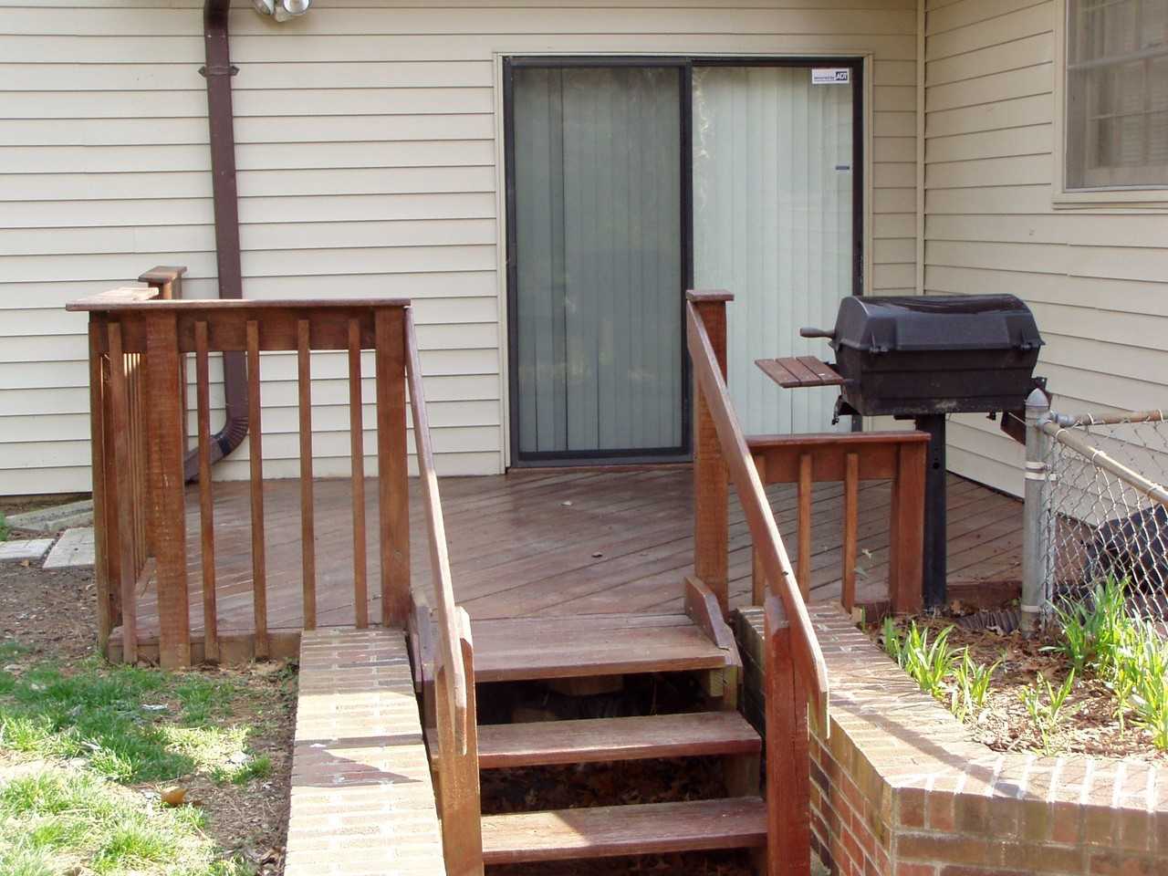 106 Woodland Ct - Photo 3 of 15
