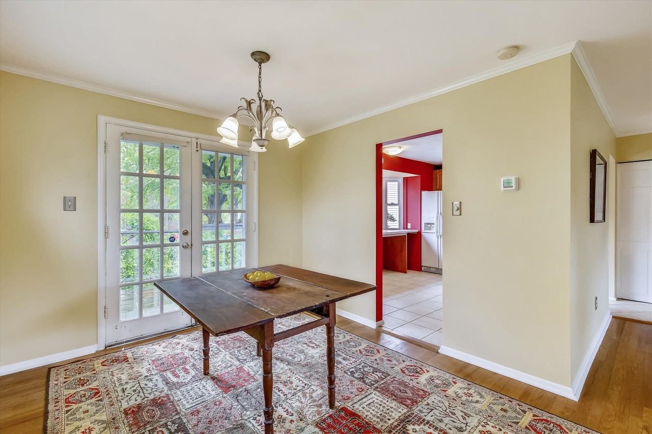 2511 Harmon Rd - Photo 4 of 20