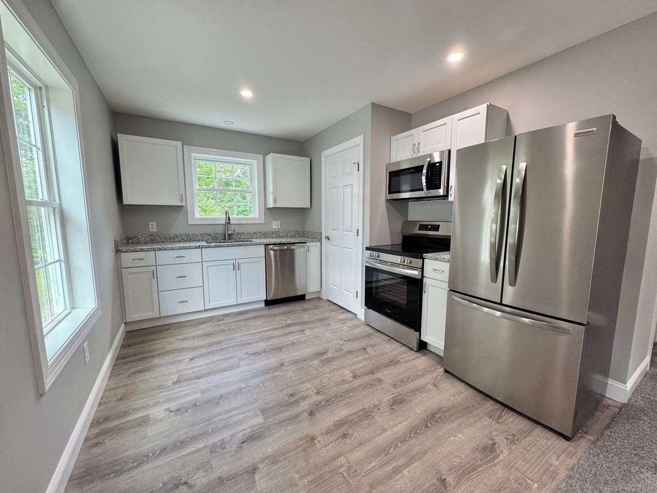 185 School St #1 - Photo 3 of 15