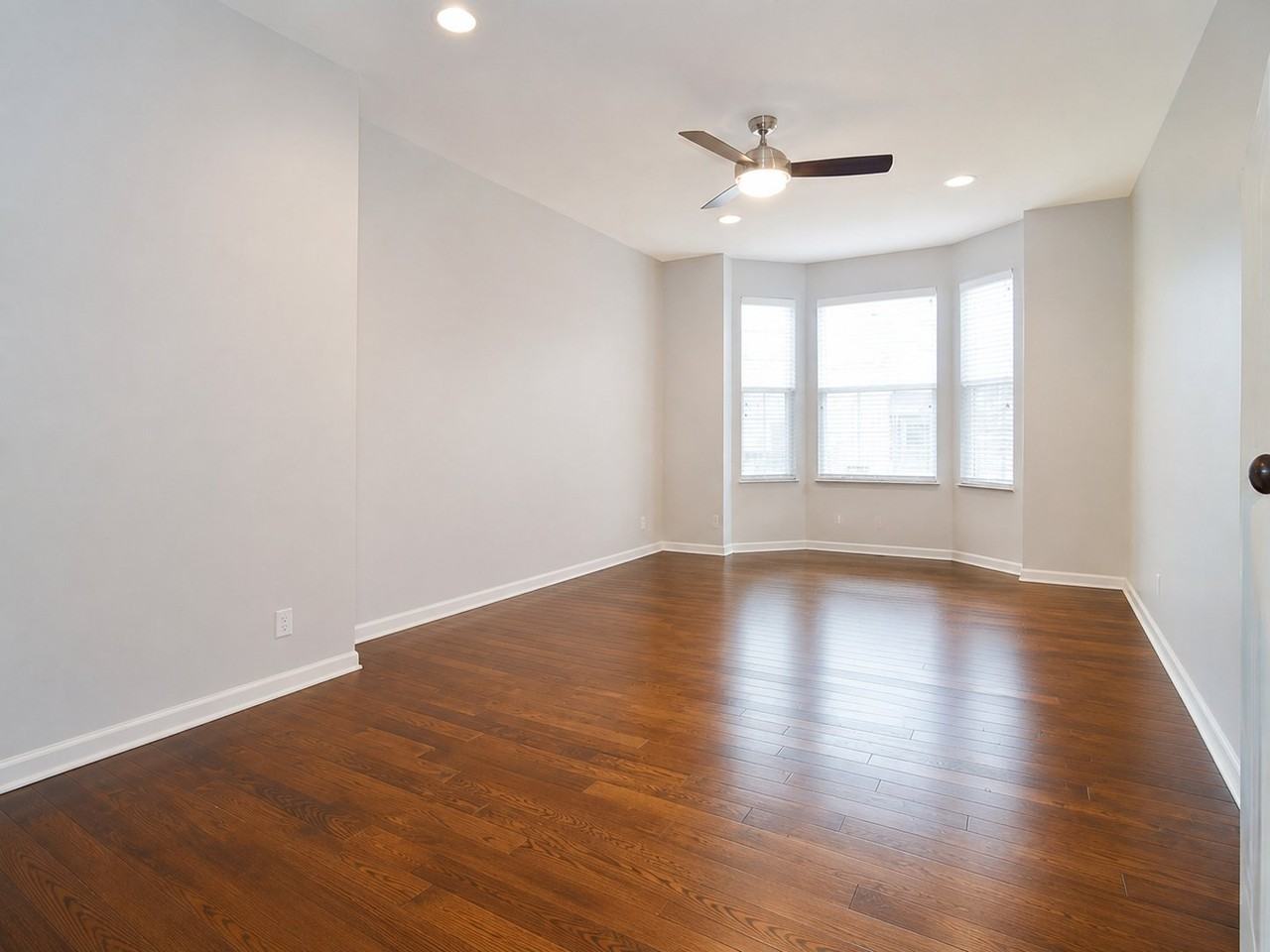 1641 Dogwood Ln - Photo 4 of 14