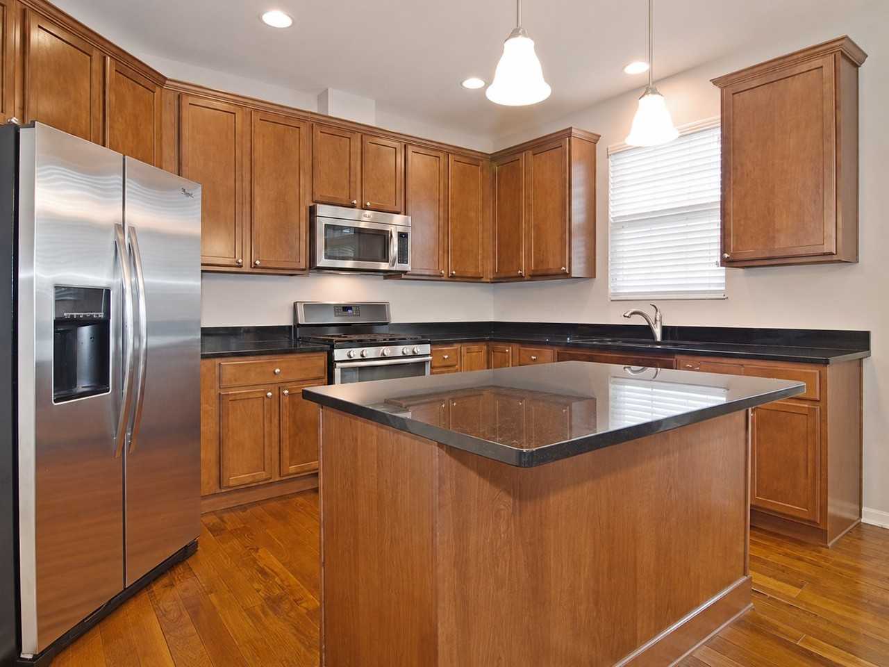 1641 Dogwood Ln - Photo 6 of 14