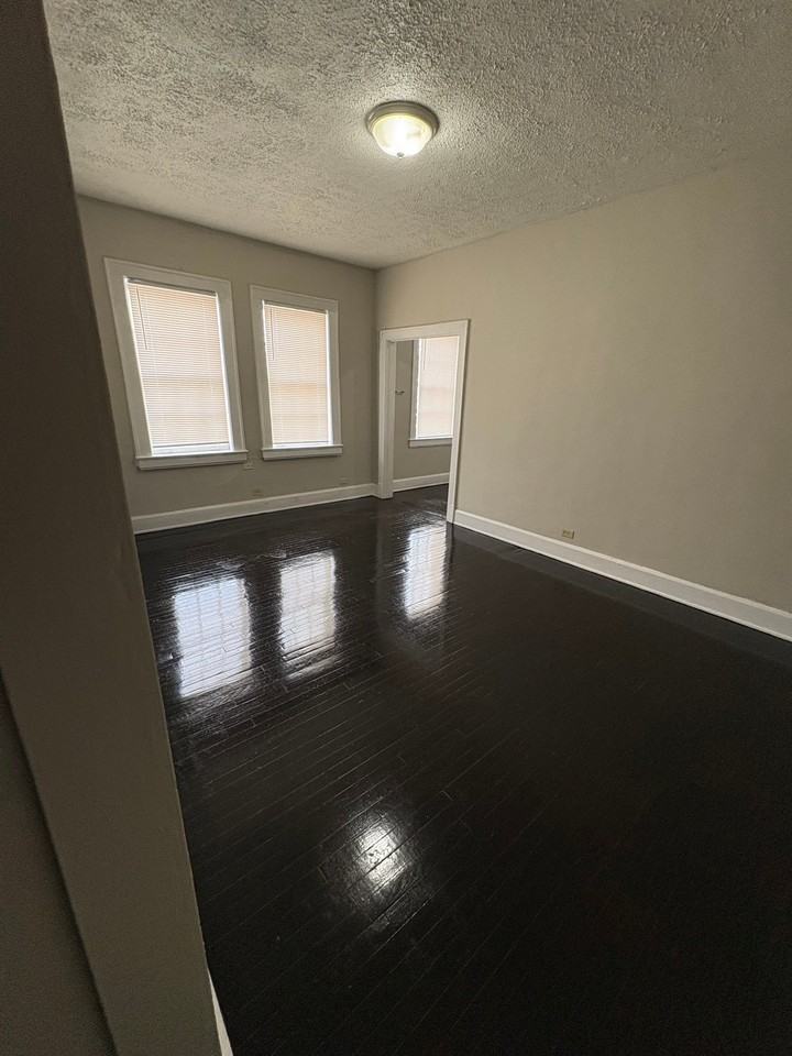 3427 Lee Rd #12 - Photo 3 of 5
