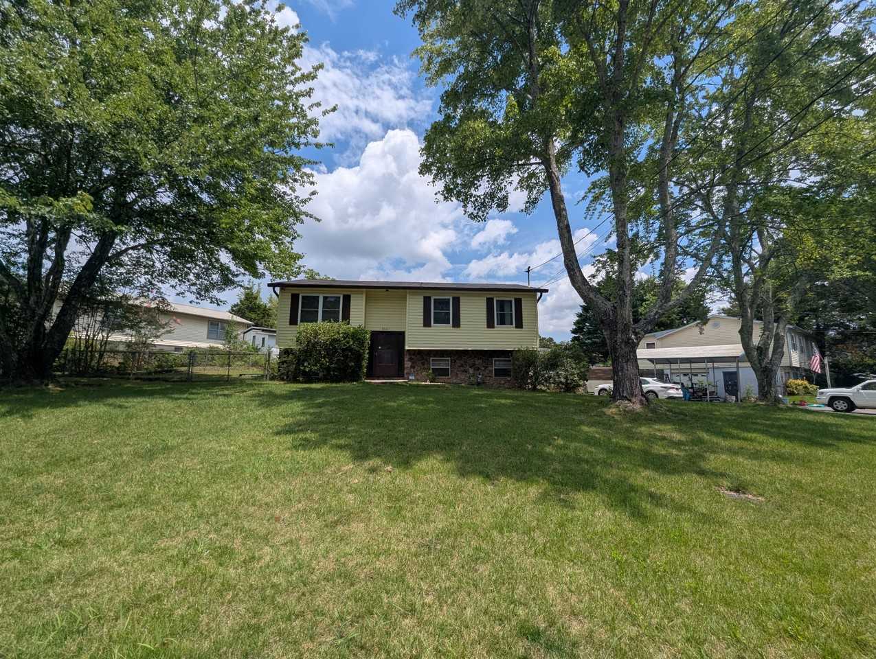 6521 Cadbury Dr #NA - Photo 3 of 46