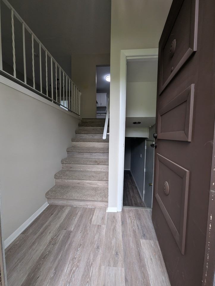 6521 Cadbury Dr #NA - Photo 4 of 46