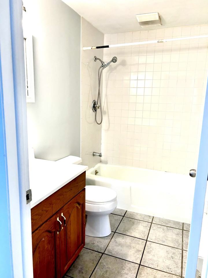1671 Main St #11 - Photo 3 of 6