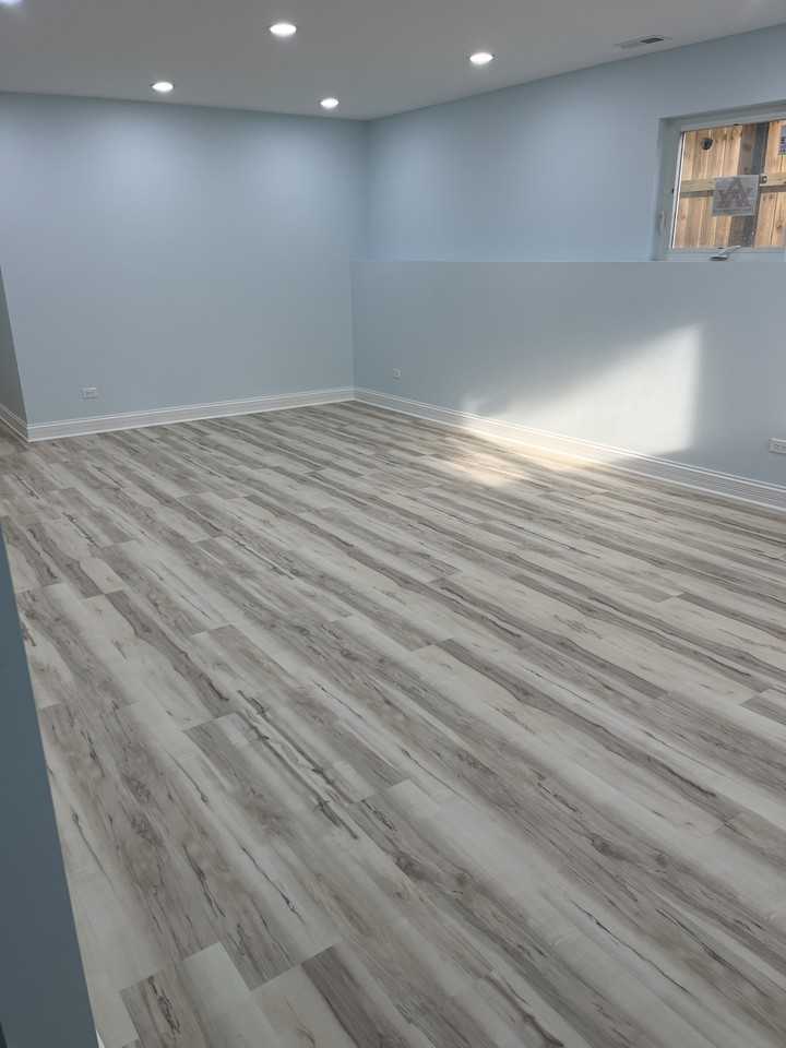 703 N Homan Ave #1 - Photo 6 of 16
