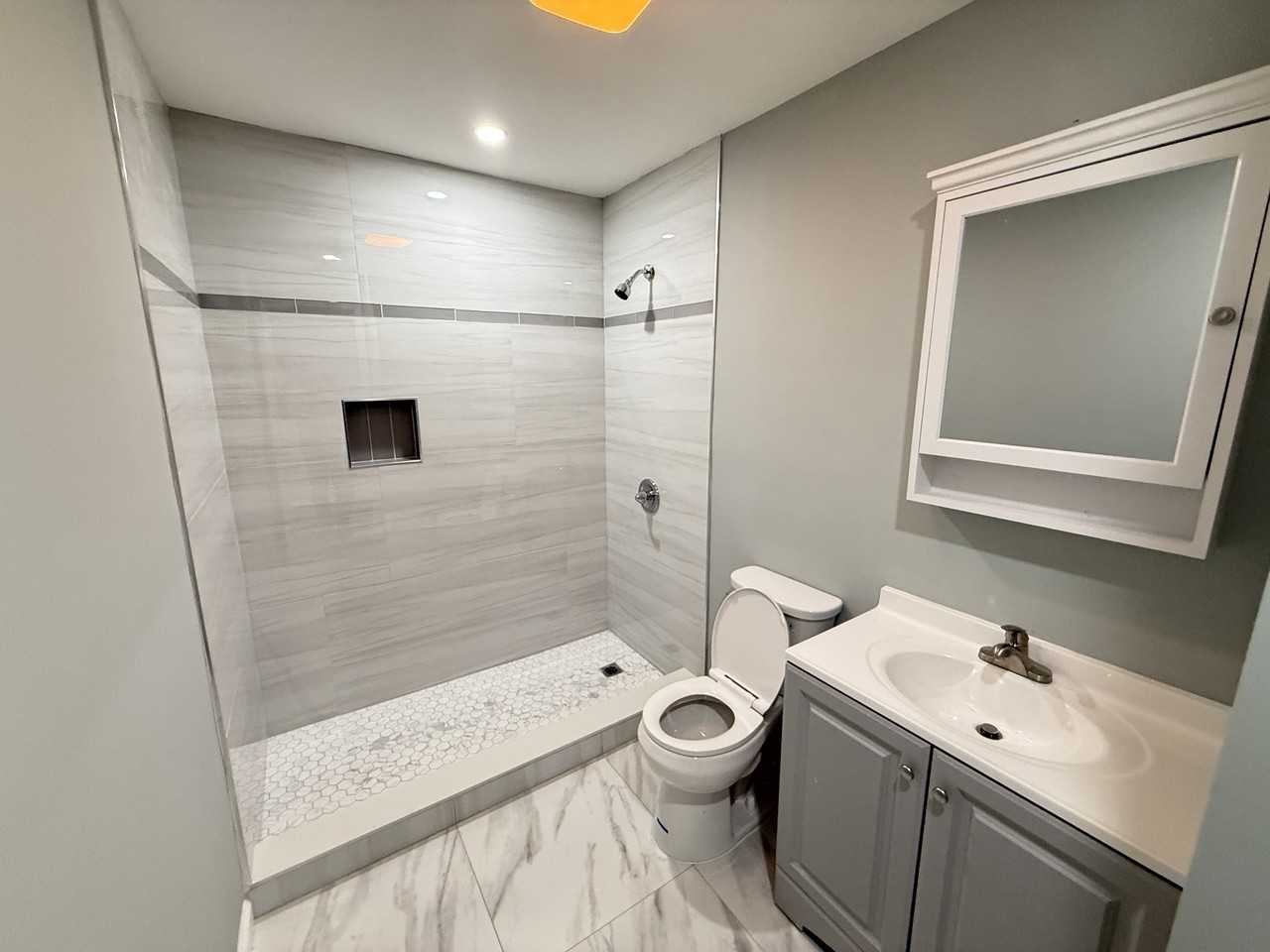 454 Park Ave #3 - Photo 6 of 6