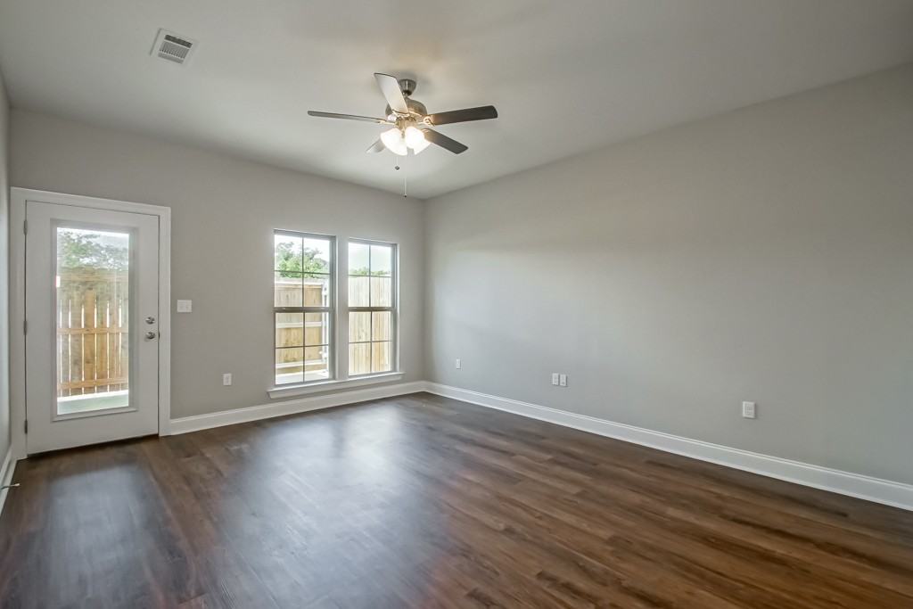 33260 La Highway 16 #9B - Photo 5 of 10