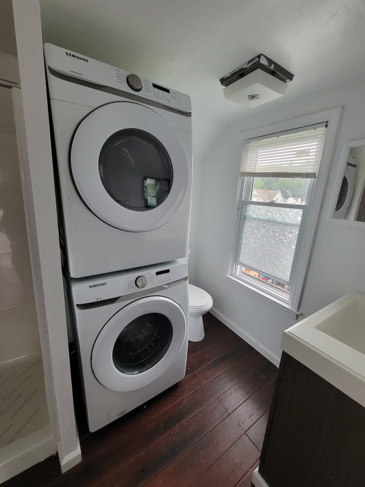 54 Golden Hill St #3 - Photo 2 of 27