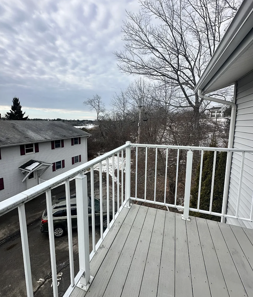 816 State St #3 - Photo 5 of 18