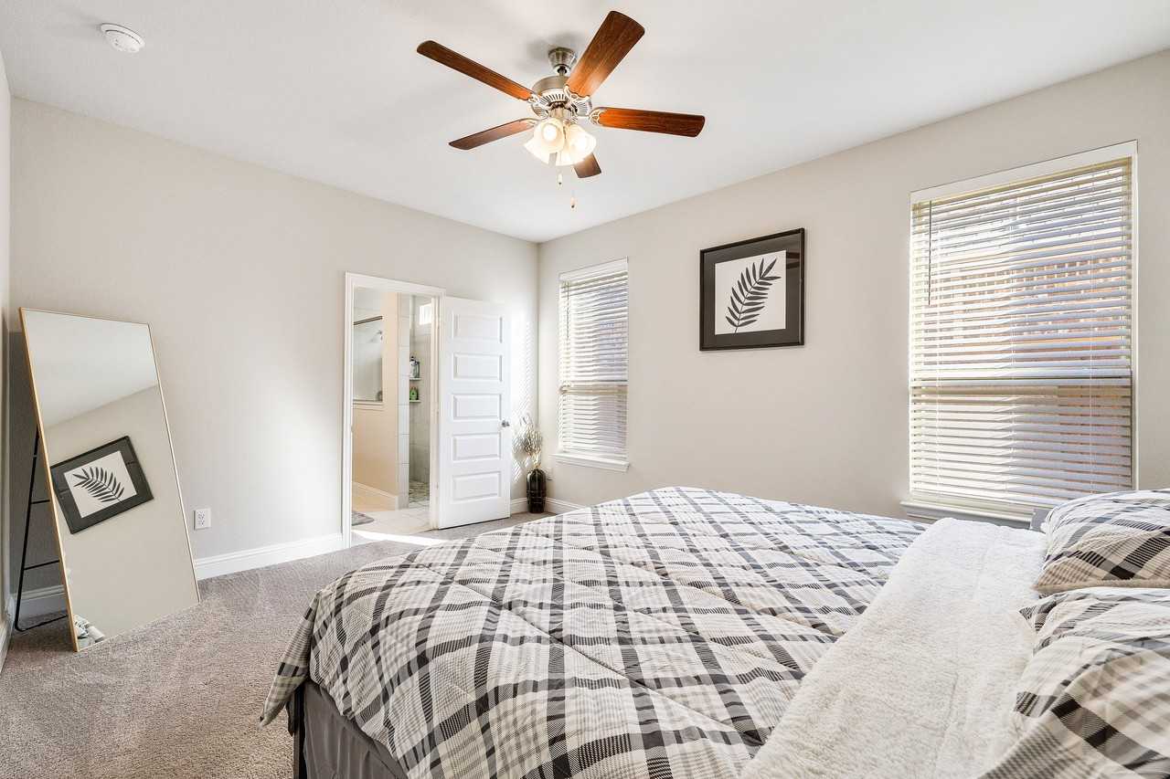2072 Olivereta Dr #NA - Photo 3 of 21