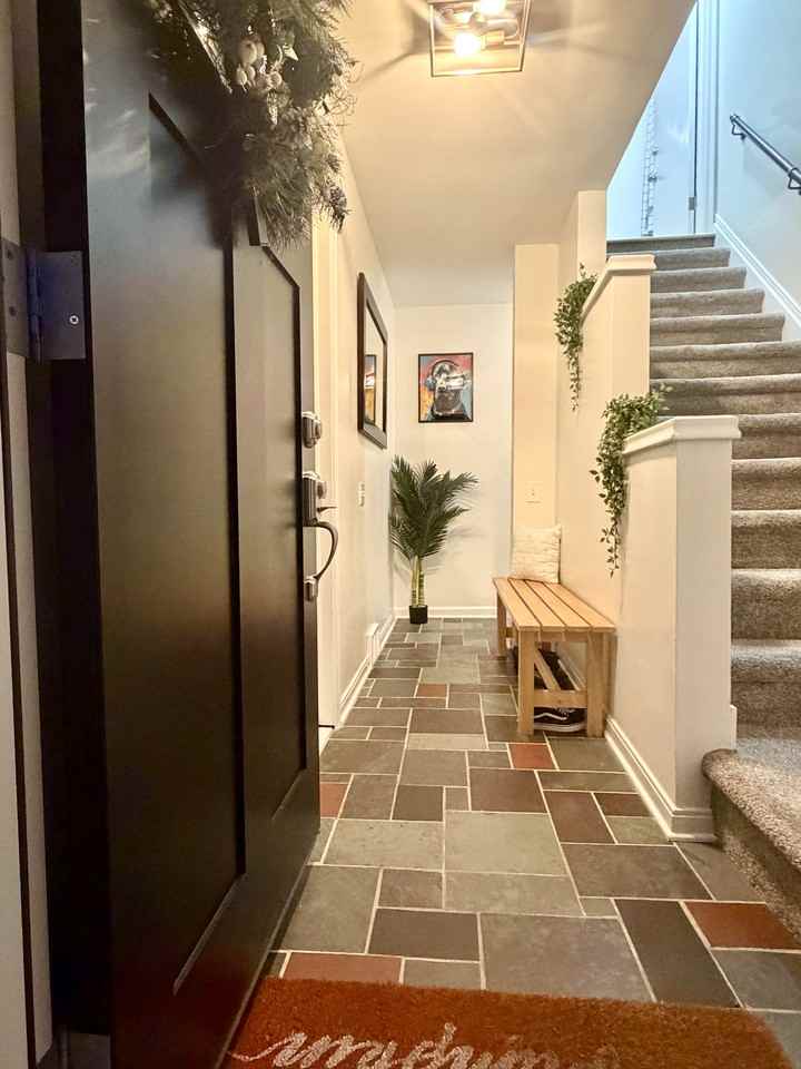 2057 Vernier Rd #2 - Photo 4 of 7