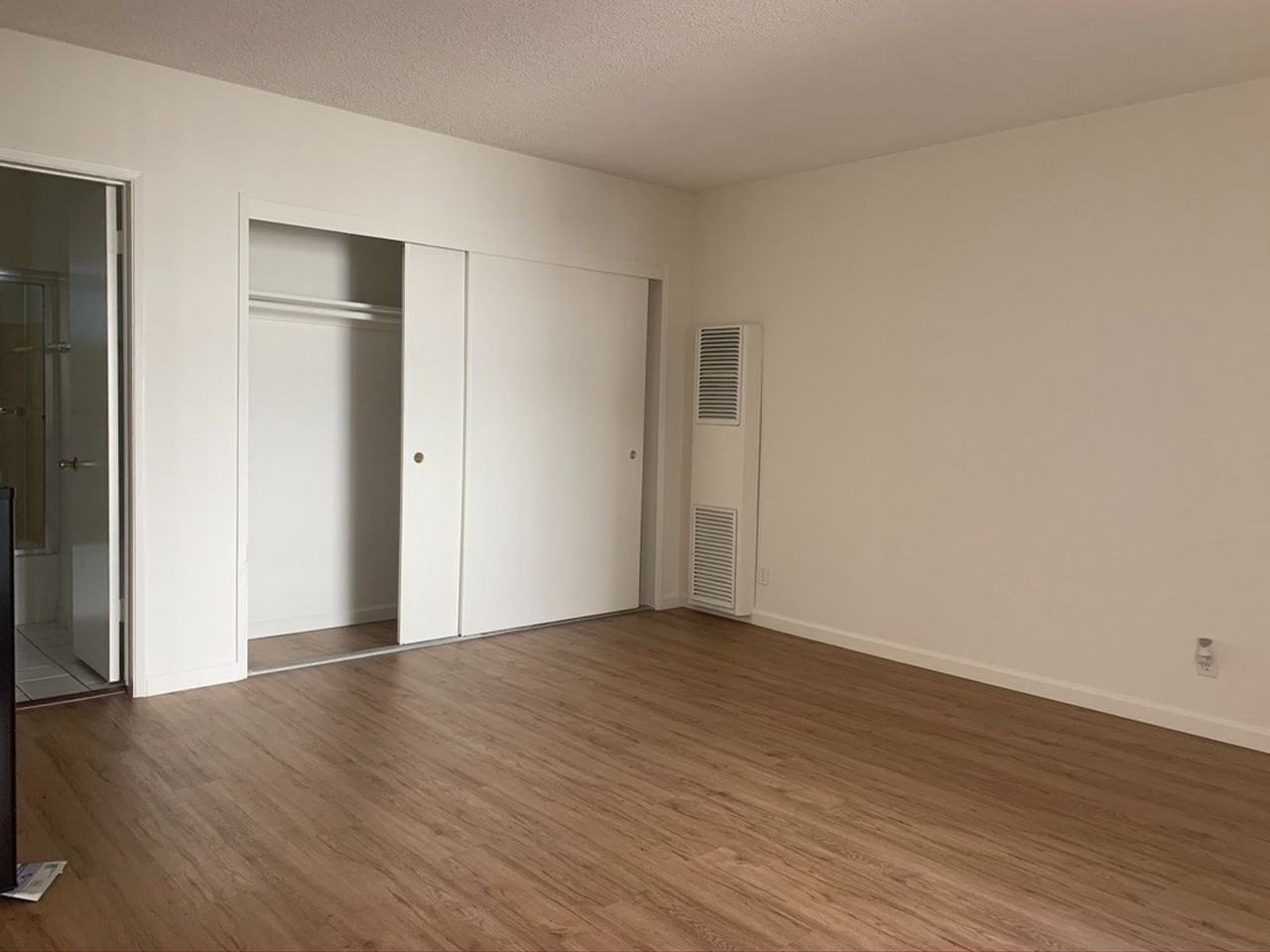 1724 Colby Ave #04 - Photo 4 of 6