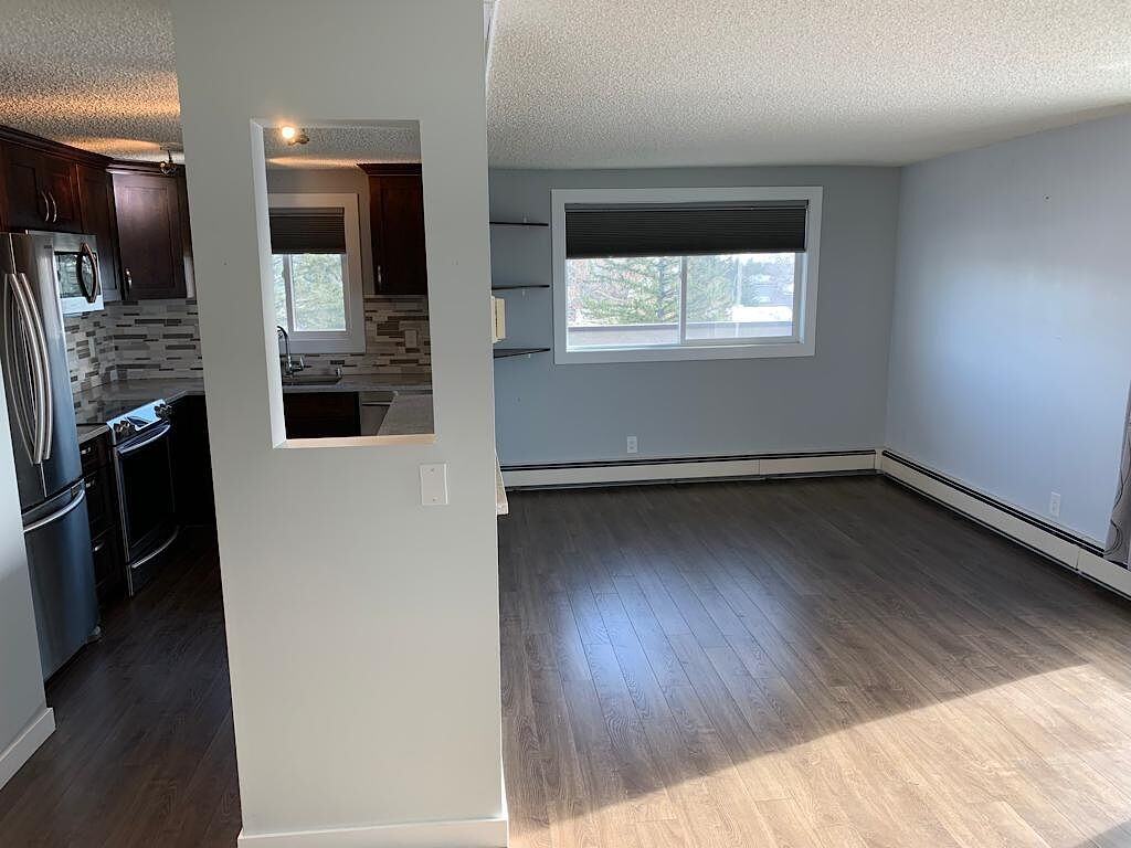 280 Banister Dr - Photo 7 of 19