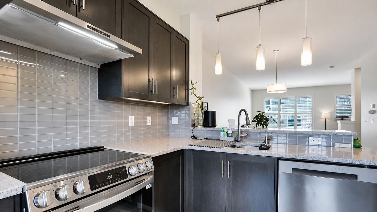 515 -515 Nolanfield Villas Nw - Photo 4 of 42