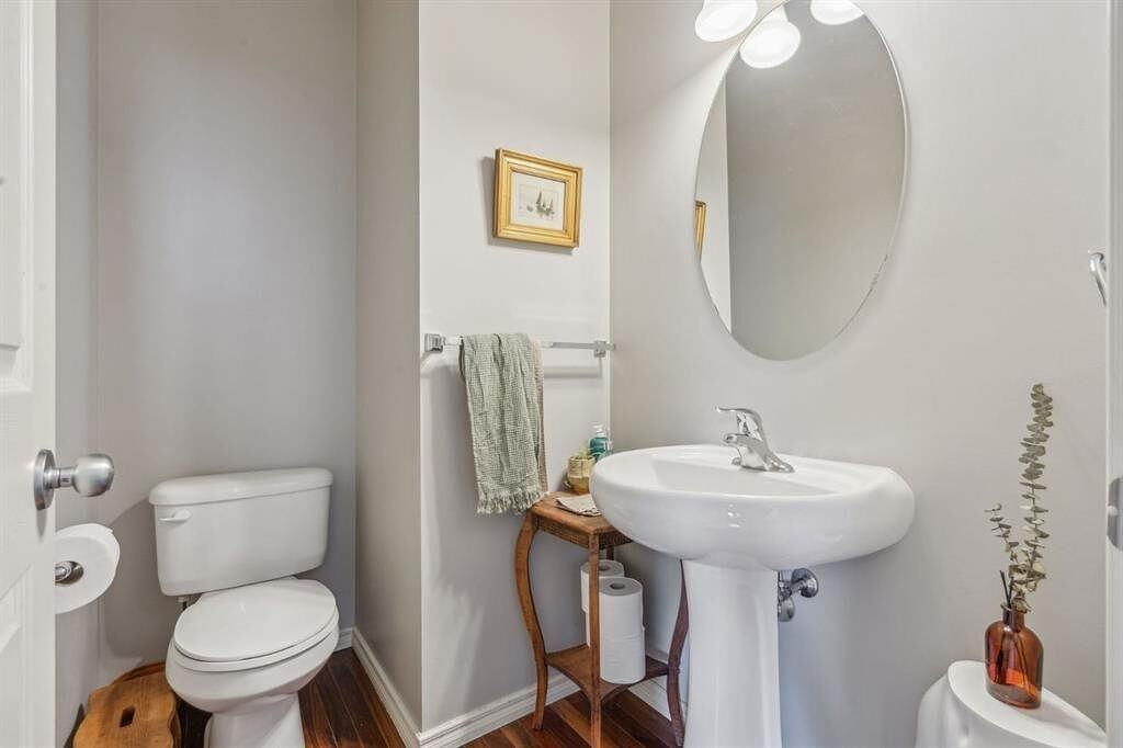 191 Elgin Rise Se - Photo 4 of 18