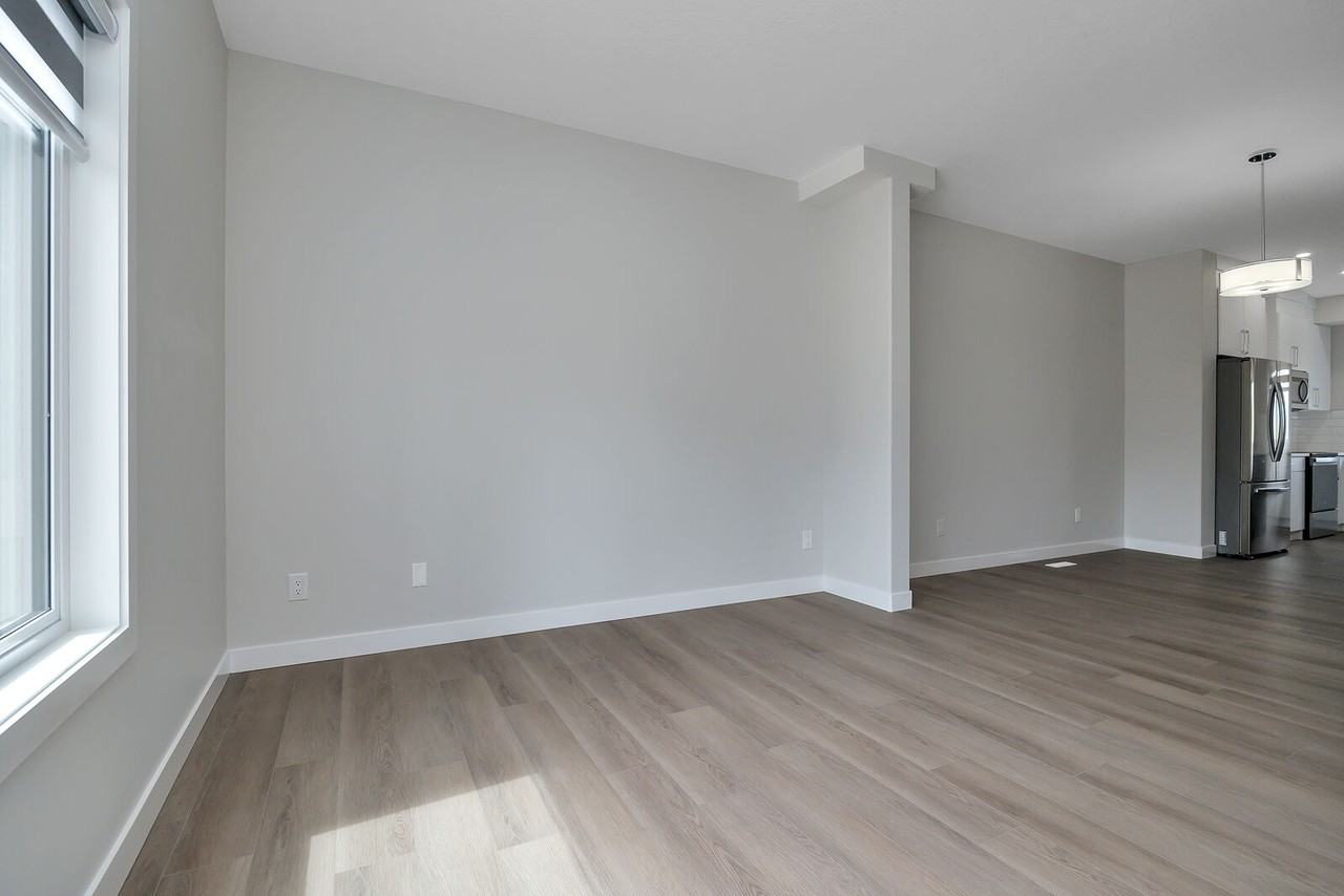 16 Renwyck Pl - Photo 4 of 19