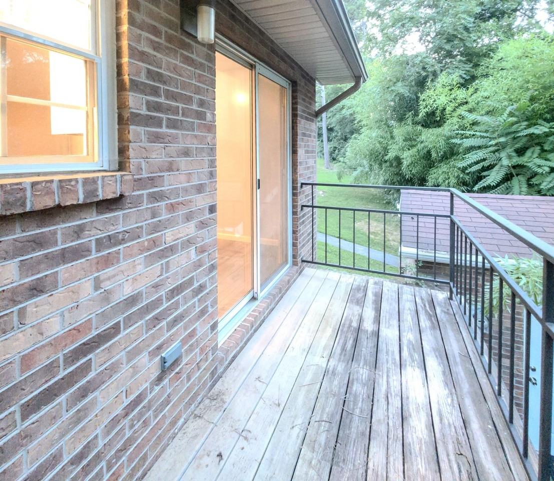 5 Eleven Estates Dr - Photo 4 of 18
