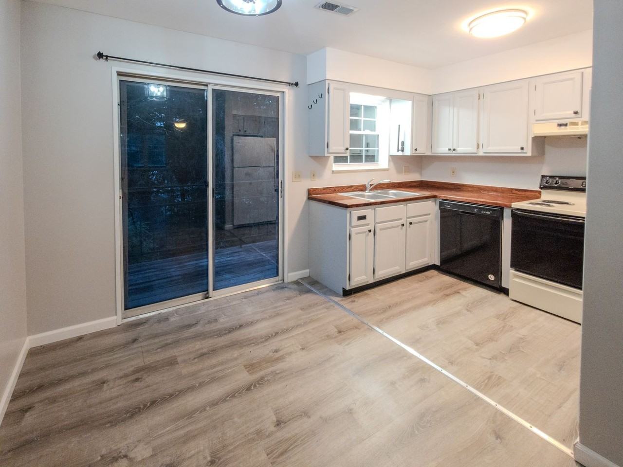5 Eleven Estates Dr - Photo 5 of 18