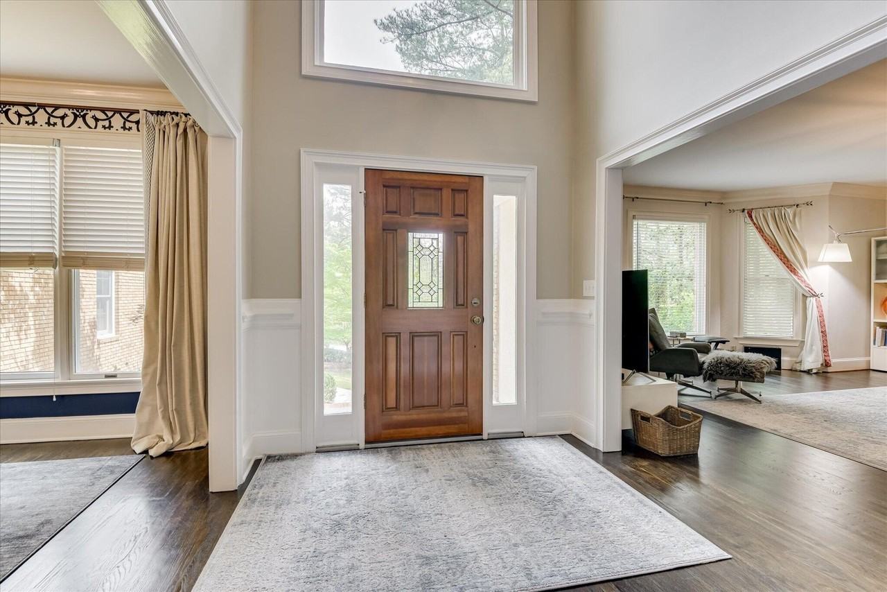 126 Dewberry Ln - Photo 4 of 50
