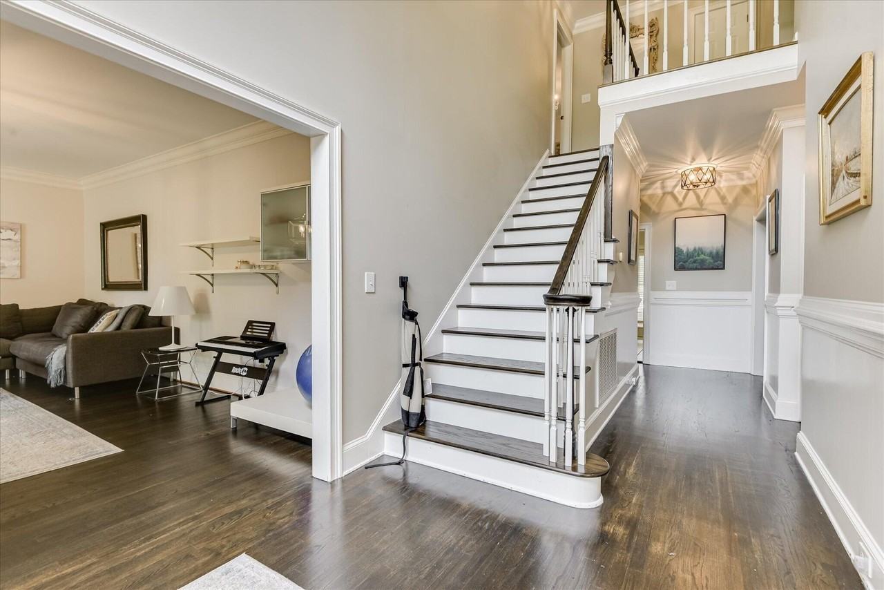 126 Dewberry Ln - Photo 5 of 50