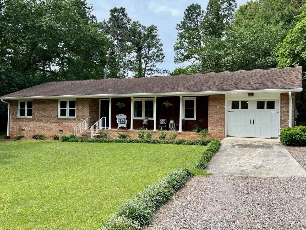 917 Shadow Dr - Photo 2 of 39
