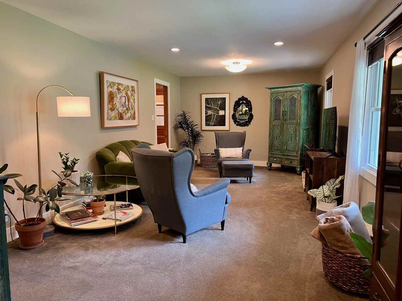 917 Shadow Dr - Photo 6 of 39