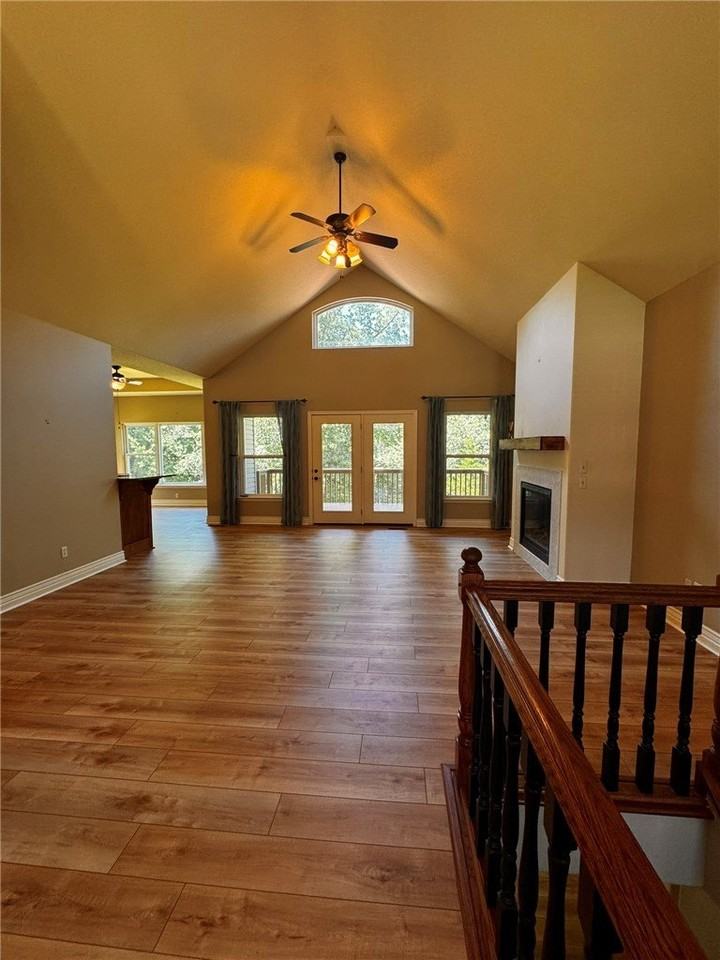 17 Miller Dr - Photo 2 of 34