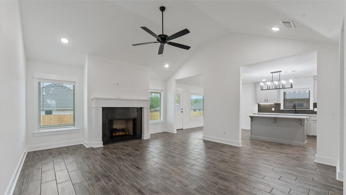 50 N Banner Ave - Photo 4 of 19