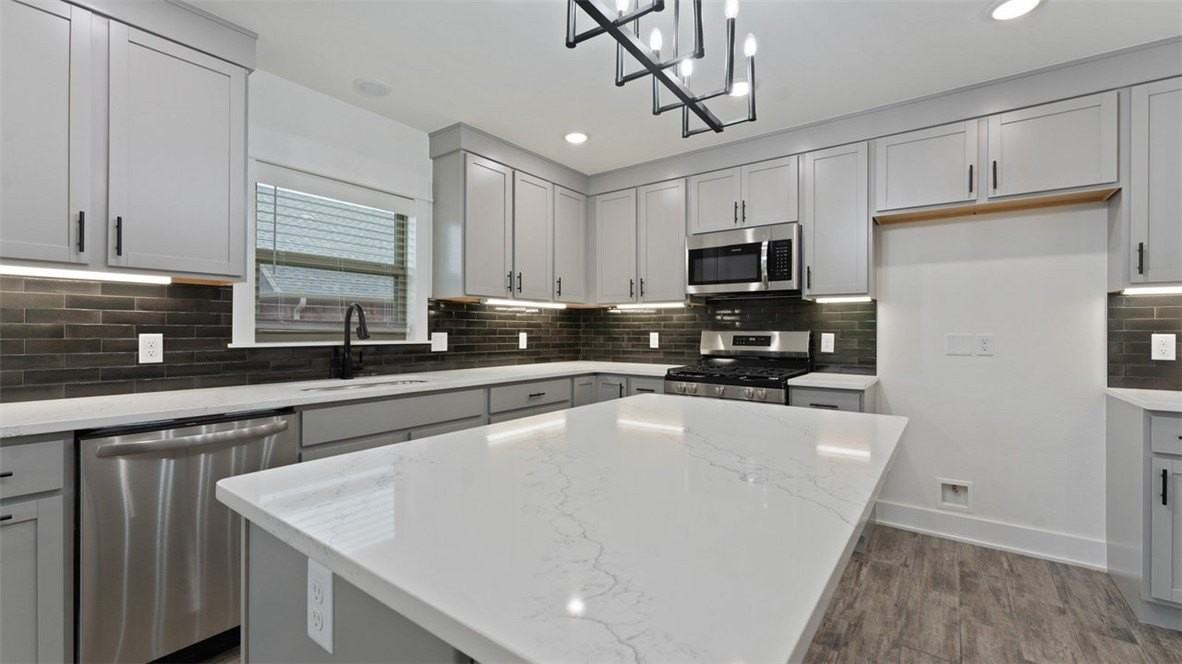 50 N Banner Ave - Photo 7 of 19