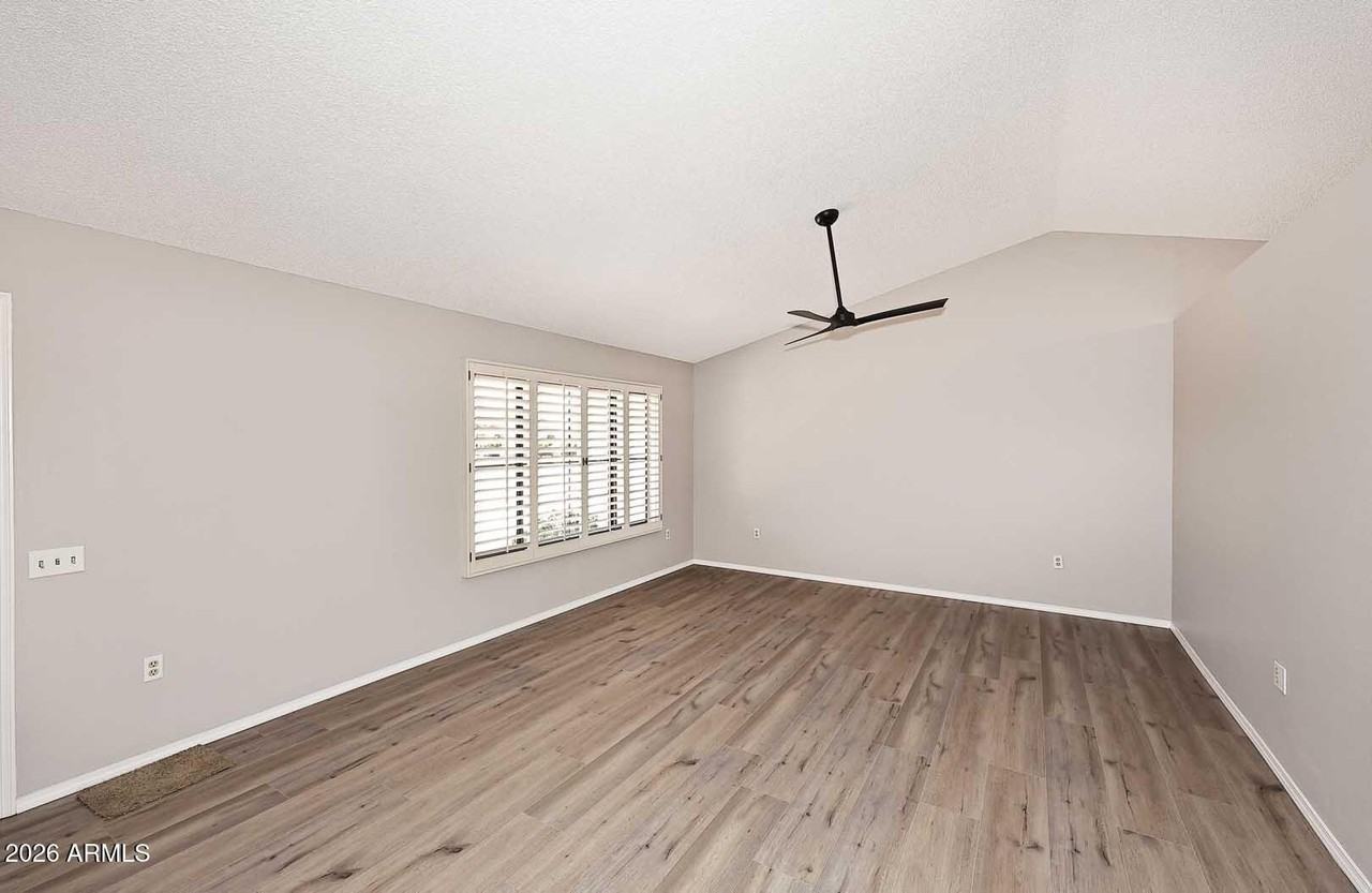 17218 N Desert Glen Dr - Photo 5 of 50