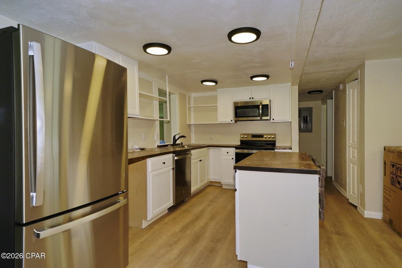 2960 County Road 381 - Photo 7 of 40