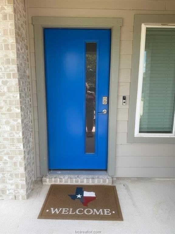 1235 Amistad Loop - Photo 2 of 21