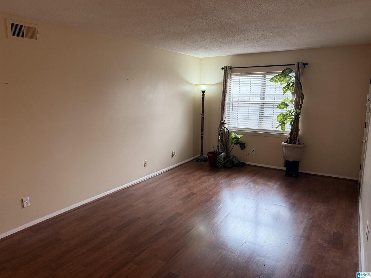 838 Beacon Pkwy E #D - Photo 2 of 18