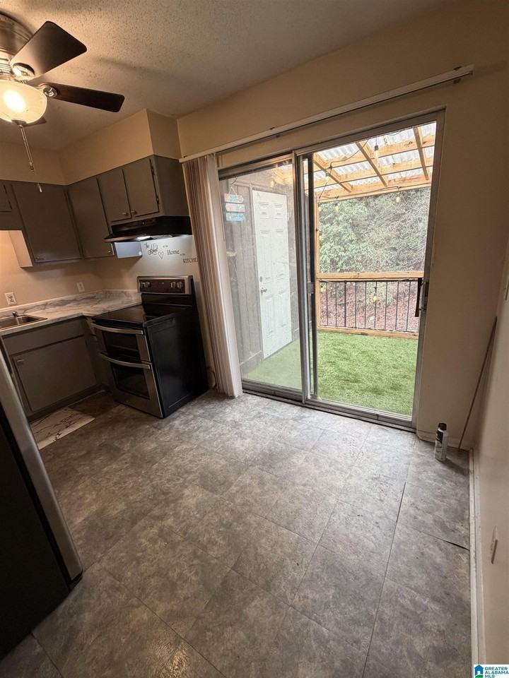 838 Beacon Pkwy E #D - Photo 6 of 18