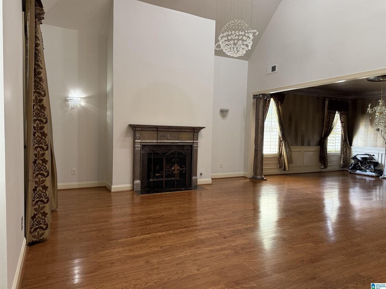 2304 Arbor Glenn - Photo 4 of 31